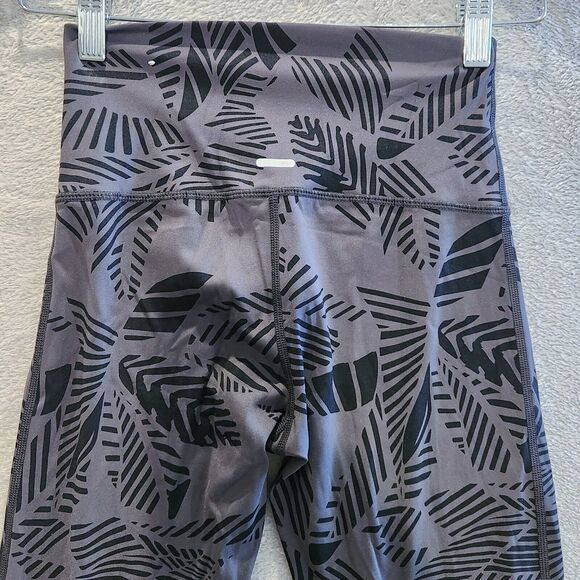 Aerie Womens Dark Gray High Waisted 7/8 Palm Leaves Leggings Size Small Tropical - Picture 5 of 14